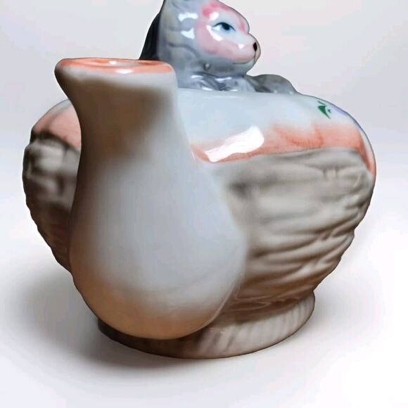 VTG 80's Tea Pot Kitty Cat Kitten Resting on Basket Porcelain - Andrea by Sadek - Picture 6 of 11